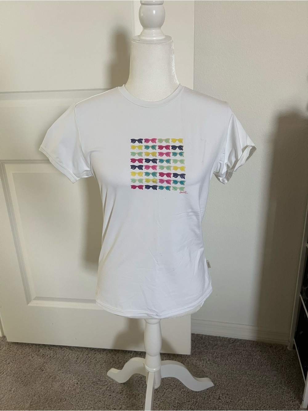 GUC O’Neill White UPF Swim Shirr Colorful Sunglasses Print Medium